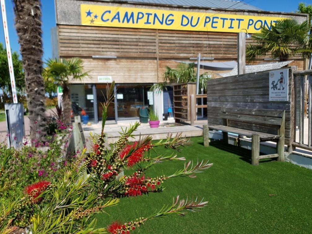 Team Holiday - Camping Du Petit Pont Arvert Экстерьер фото