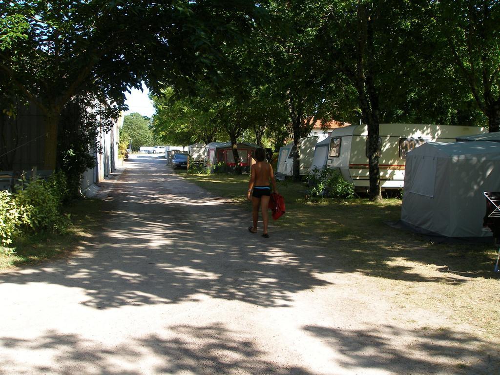 Team Holiday - Camping Du Petit Pont Arvert Экстерьер фото